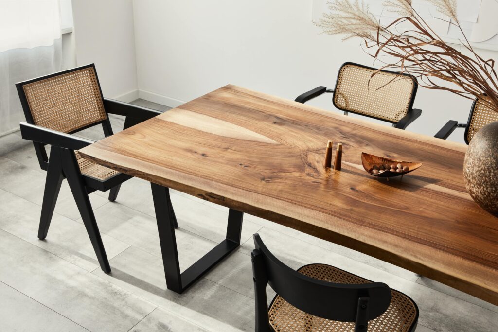 binnenschrijnwerk tafel op maat